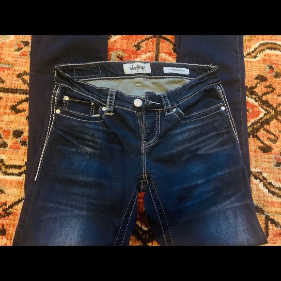 Daytrip Women’s Bootcut Jeans Size 27R - Picture 8 of 14